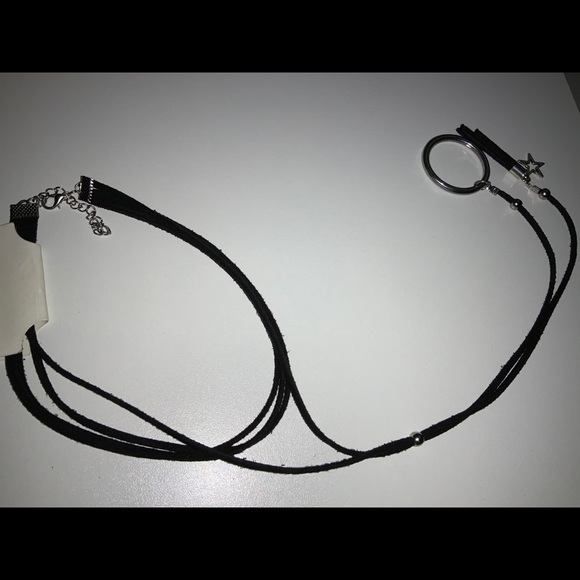 NWT! Layered Choker Necklace - Picture 5 of 5